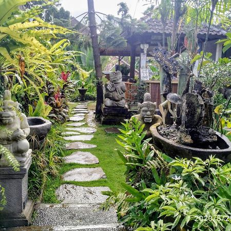 Putu'S Paradise Guesthouse Ubud Esterno foto