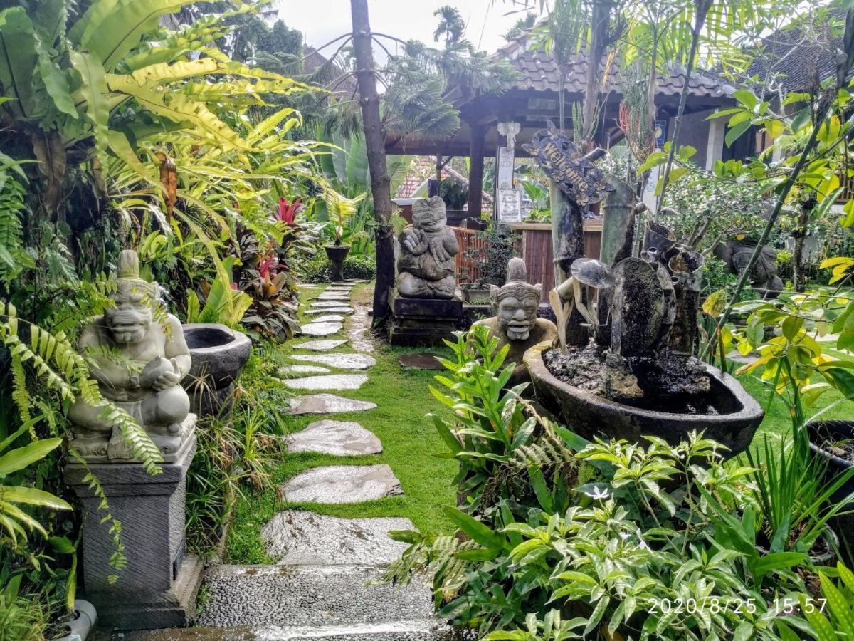 Putu'S Paradise Guesthouse Ubud Esterno foto