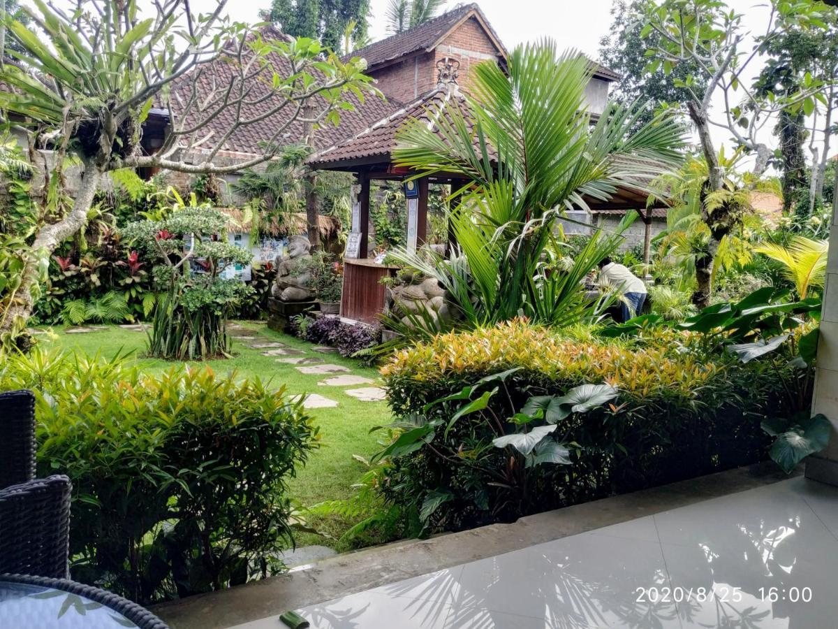 Putu'S Paradise Guesthouse Ubud Esterno foto