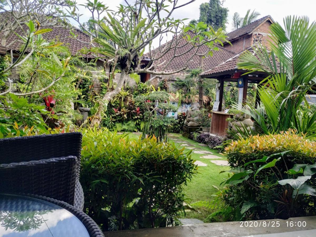 Putu'S Paradise Guesthouse Ubud Esterno foto